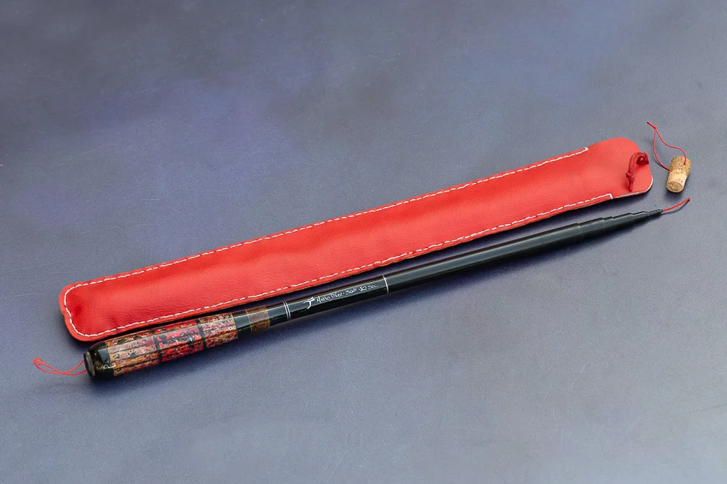 Hand-painted artisan Tenkara rod Signature 305 by Mario Diaz 10ft signed collector edition